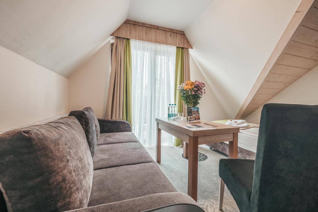 Grand Tatry - Miejsce Na Wyjatkowy Pobyt Dla Ciebie I Twojej Rodziny! - Sauna I Jacuzzi Wliczone W Cene Pobytu -10 Minut Pieszo Od Term Bania Бялка Татранска Екстериор снимка